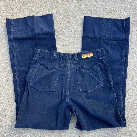 Wrangler Pants - Vintage 70s Wrangler navy blue corduroy Pants Women’s 13/14 LONG INSEAM!